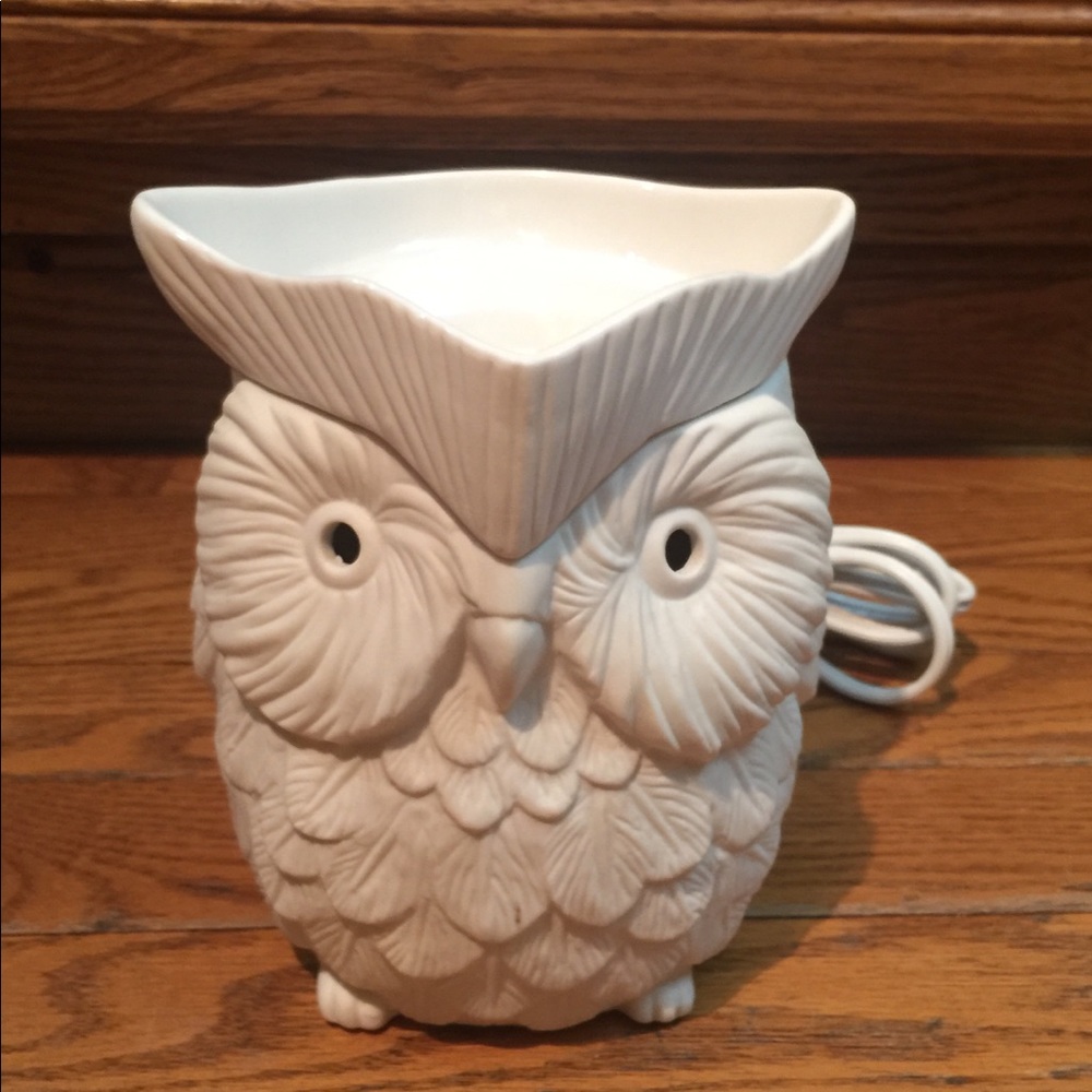 Scentsy Owl warmer